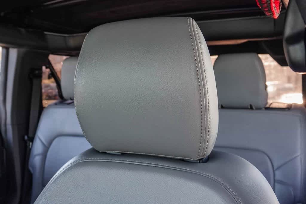 Thumbnail: 2022 Ford Bronco - 24