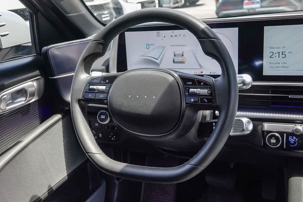 Thumbnail: 2023 Hyundai Ioniq 6 - 14