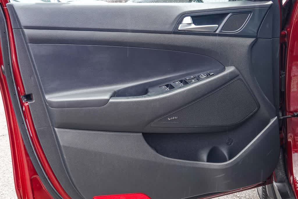 Thumbnail: 2019 Hyundai Tucson - 19