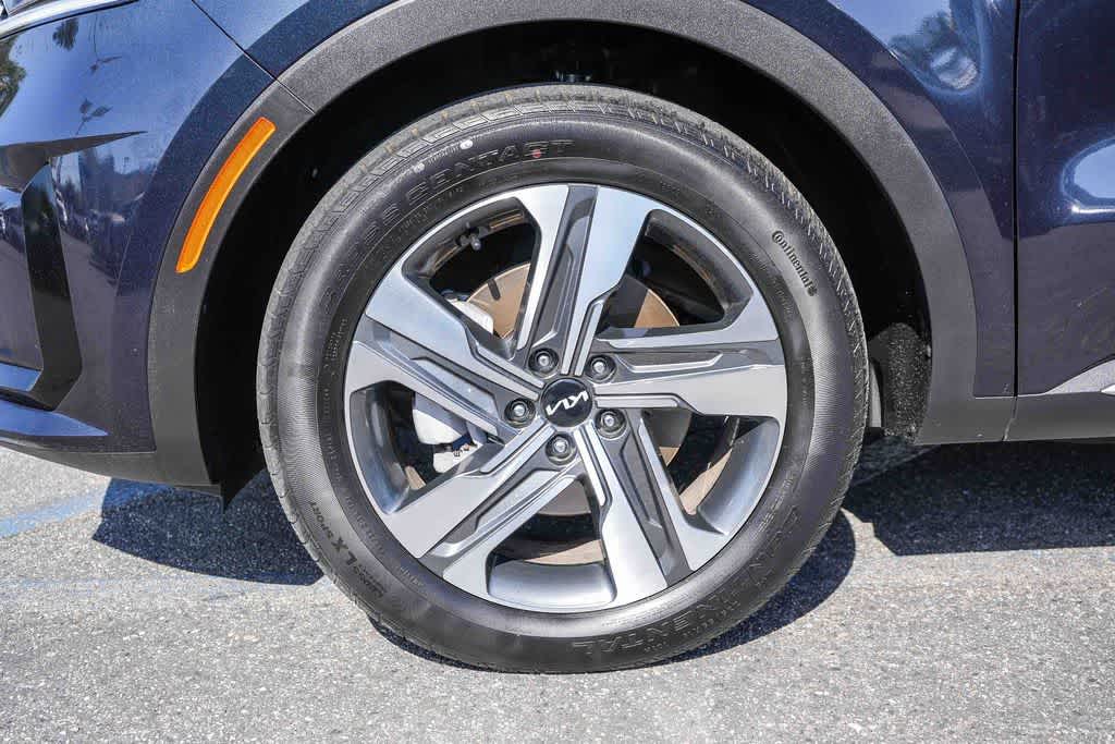 Thumbnail: 2024 Kia Sorento - 11