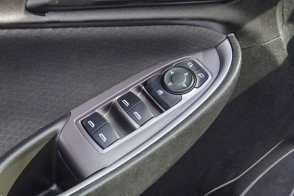 Thumbnail: 2020 Chevrolet Malibu - 16