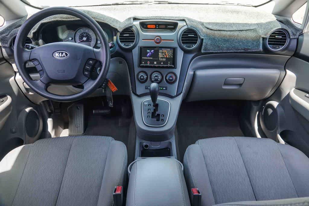 Thumbnail: 2007 Kia Rondo - 11