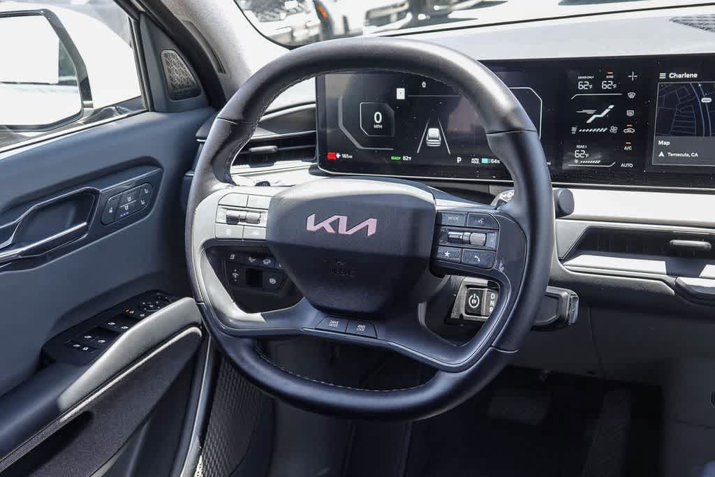 Thumbnail: 2024 Kia EV9 - 13