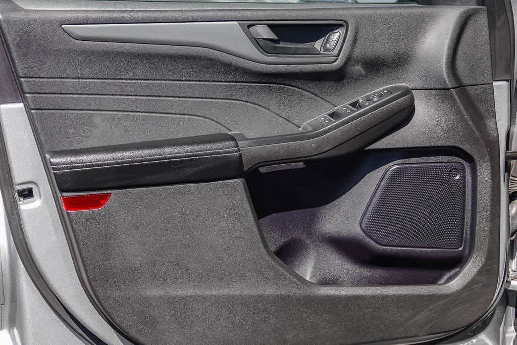 Thumbnail: 2024 Ford Escape - 19