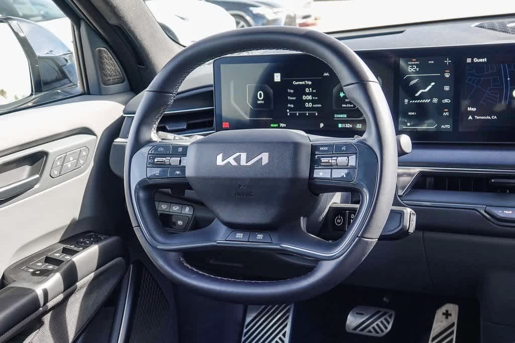 Thumbnail: 2024 Kia EV9 - 14