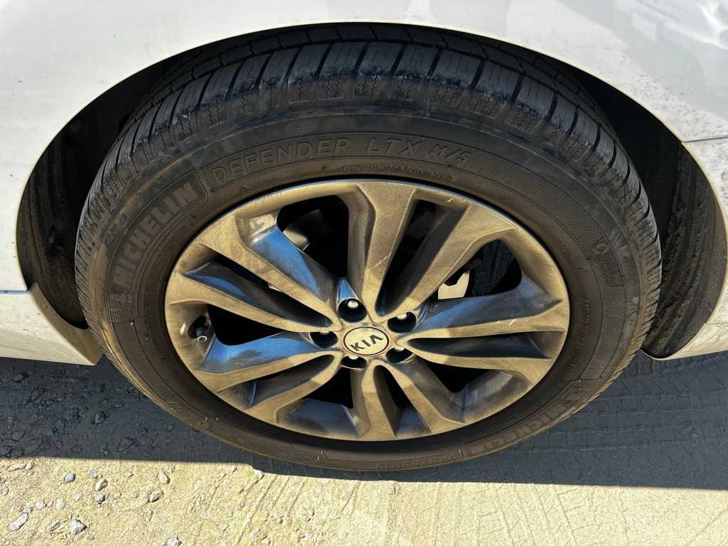 Thumbnail: 2018 Kia Sedona - 9