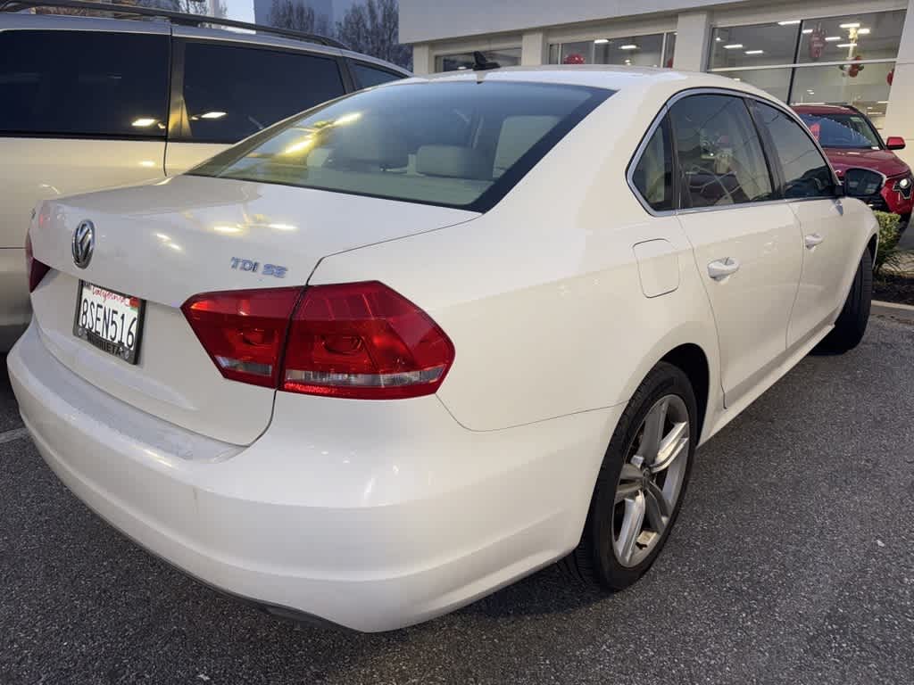 Thumbnail: 2014 Volkswagen Passat - 4