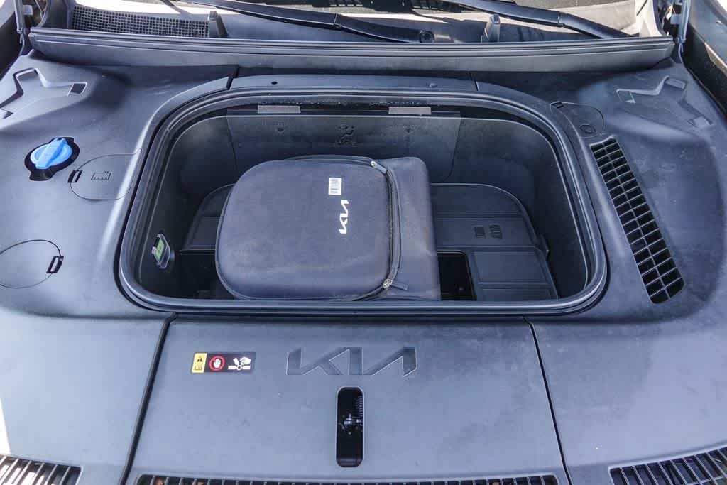 Thumbnail: 2024 Kia EV9 - 27