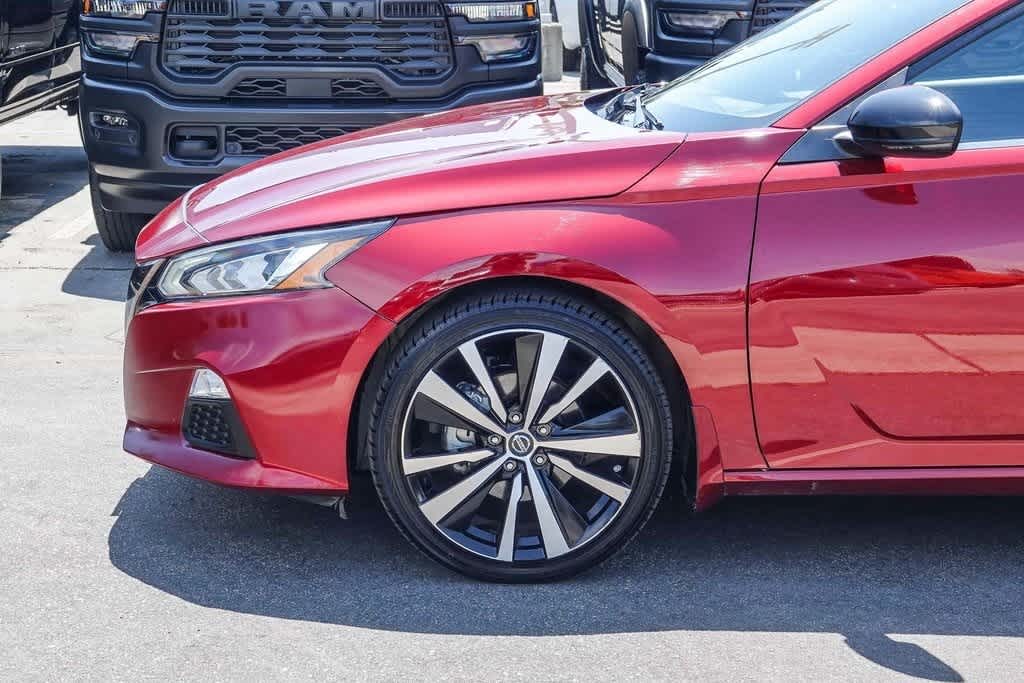 Thumbnail: 2021 Nissan Altima - 9