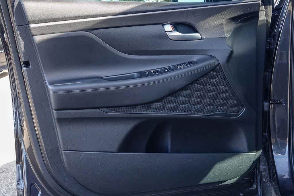 Thumbnail: 2023 Hyundai Santa Fe - 19