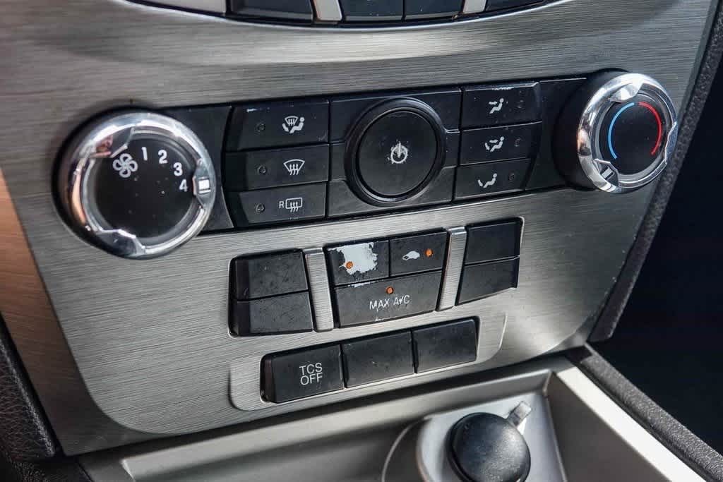 Thumbnail: 2012 Ford Fusion - 20