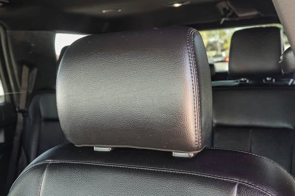 Thumbnail: 2019 Ford Expedition - 24