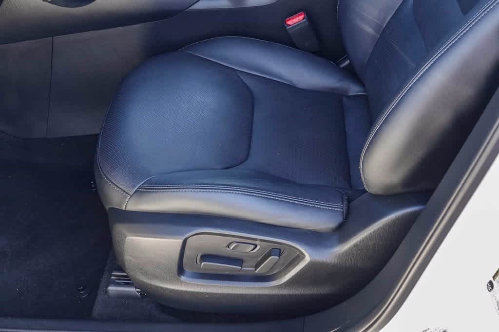 Thumbnail: 2023 Mazda CX-9 - 20