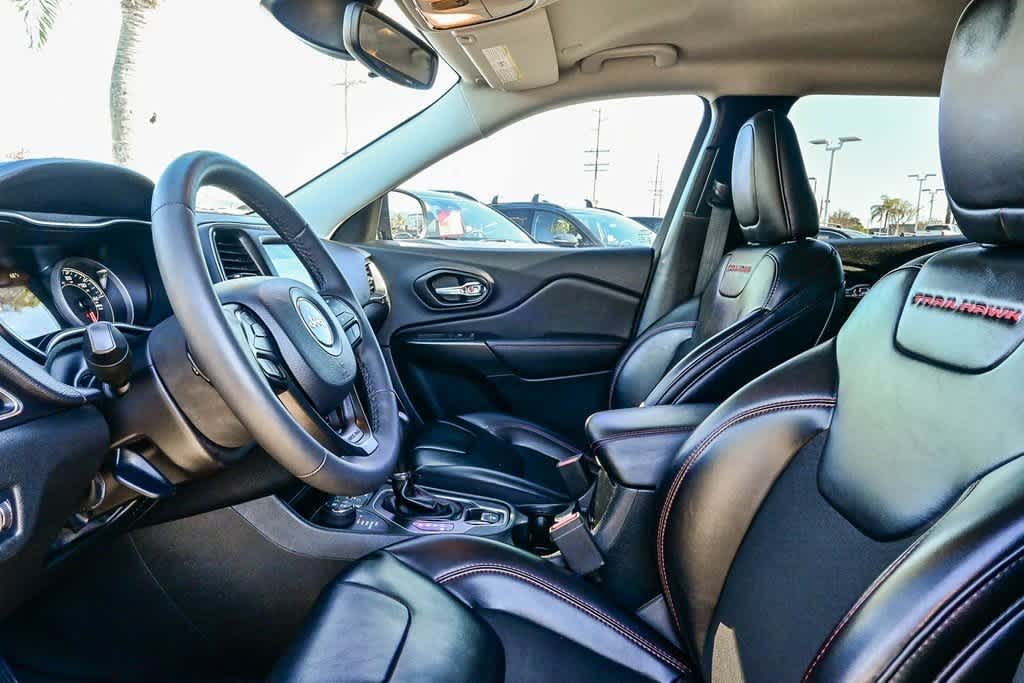 Thumbnail: 2022 Jeep Cherokee - 15