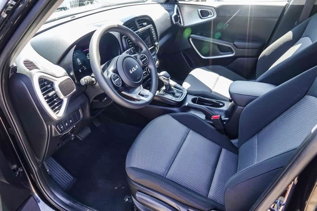 Thumbnail: 2025 Kia Soul - 17
