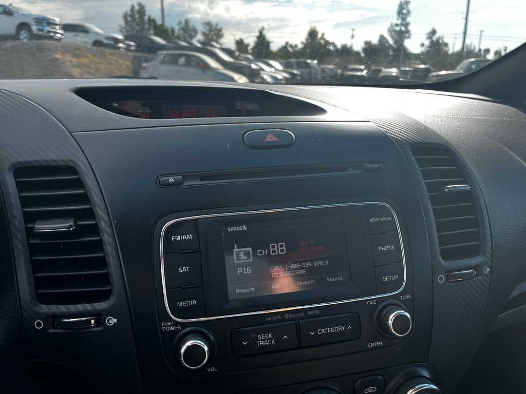 Thumbnail: 2014 Kia Forte - 15
