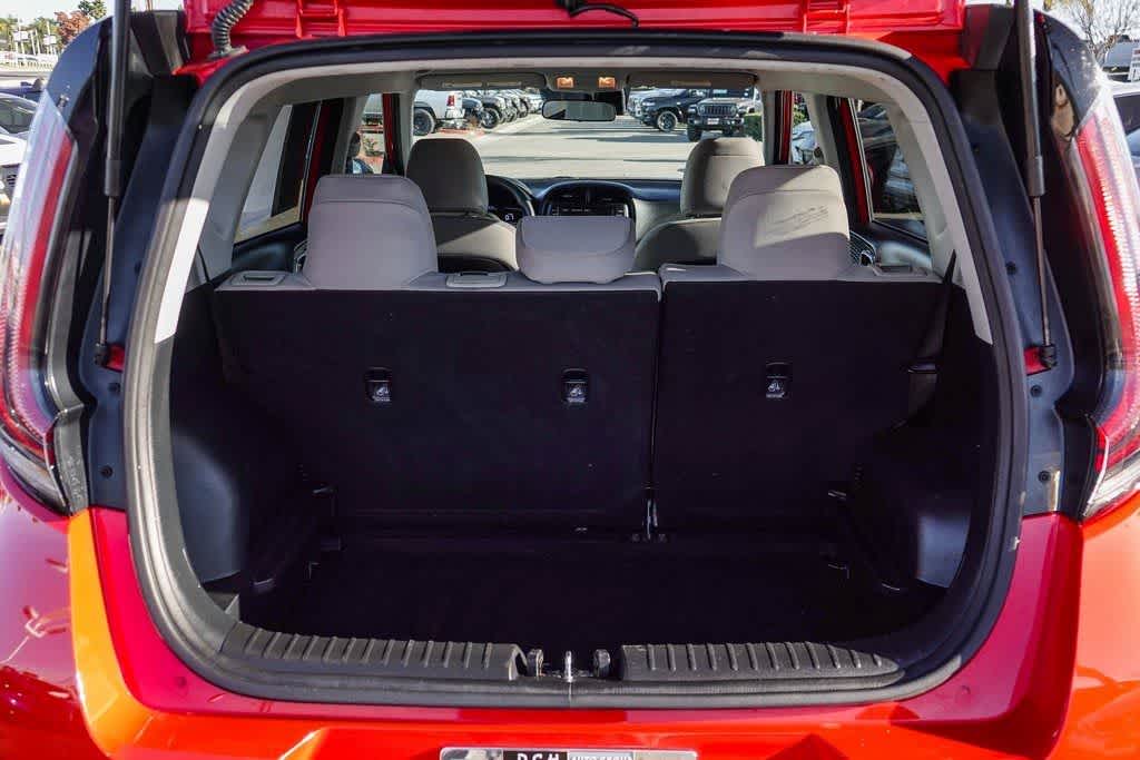 2023 Kia Soul LX - Photo 25