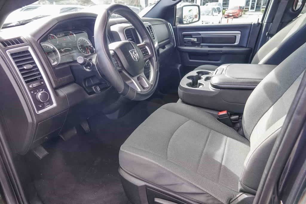 Thumbnail: 2021 RAM 1500 Classic - 16