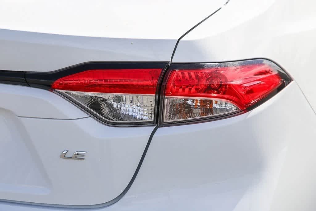 Thumbnail: 2022 Toyota Corolla - 9