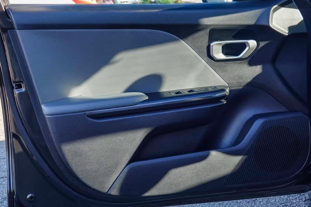 Thumbnail: 2025 Kia K4 - 19