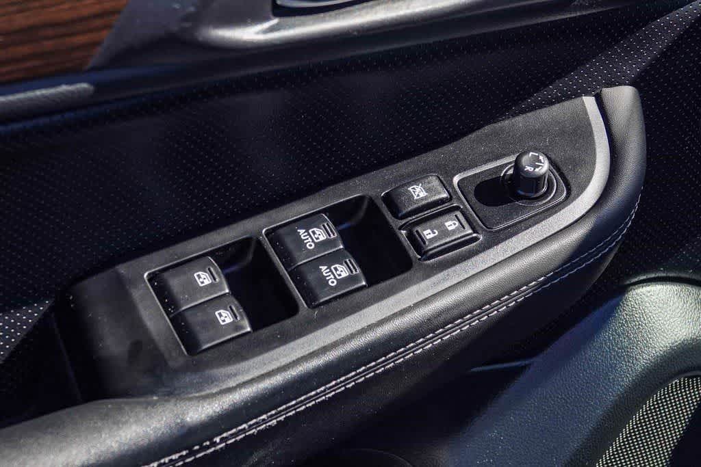 Thumbnail: 2016 Subaru Legacy - 20