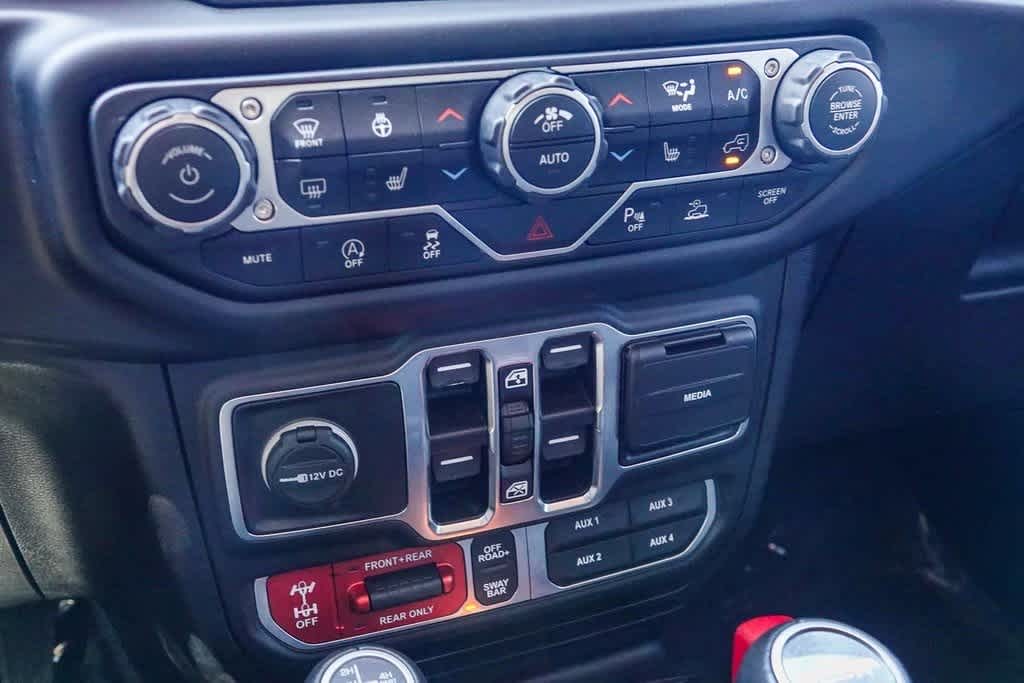 Thumbnail: 2021 Jeep Gladiator - 23