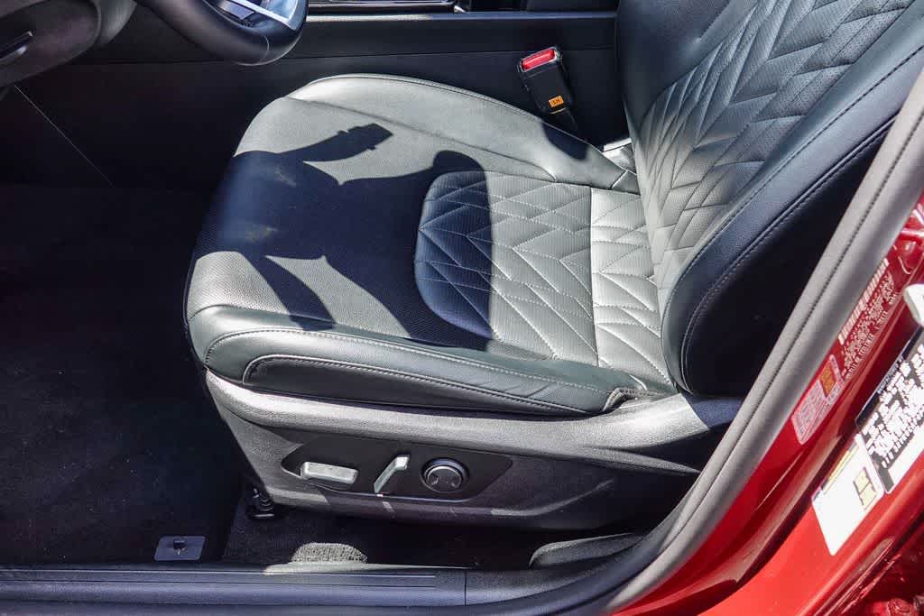 Thumbnail: 2023 Kia Sportage - 20