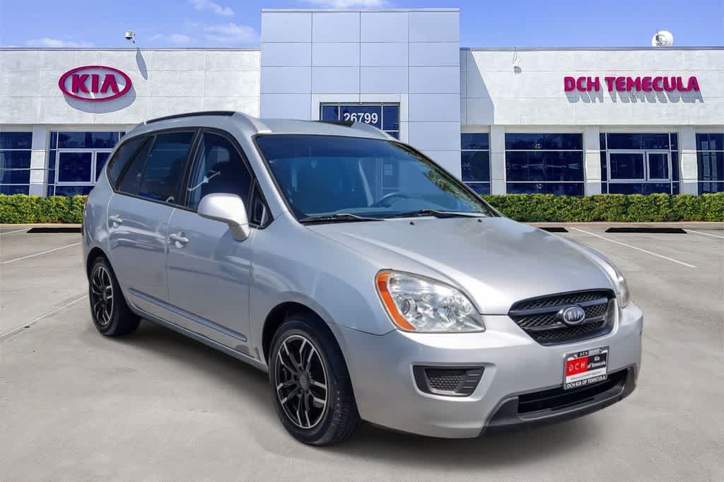 2007 Kia Rondo LX w/Popular Equipment photo 2