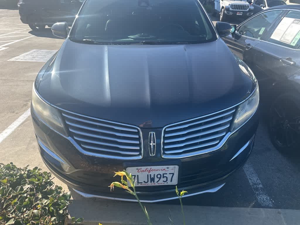 Thumbnail: 2015 Lincoln MKC - 2