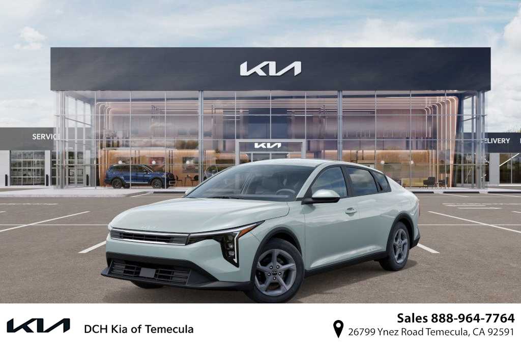 Thumbnail: 2025 Kia K4 - 1