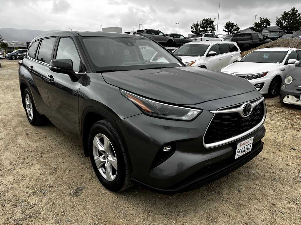 Thumbnail: 2024 Toyota Highlander - 3