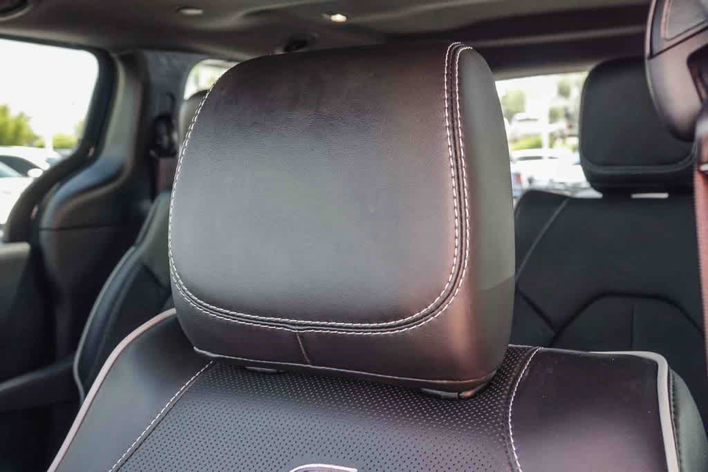 Thumbnail: 2025 Chrysler Pacifica - 24