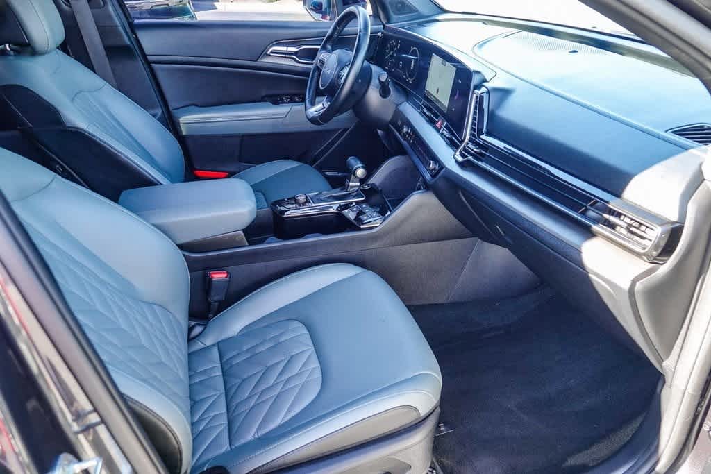 Thumbnail: 2023 Kia Sportage - 16