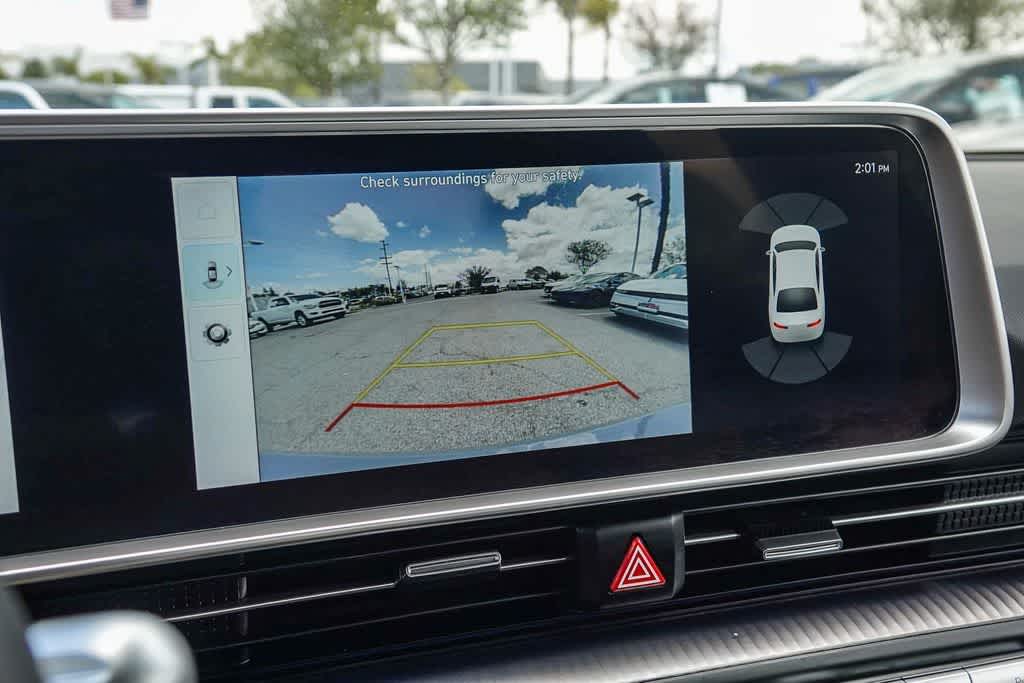Thumbnail: 2023 Hyundai Ioniq 6 - 23