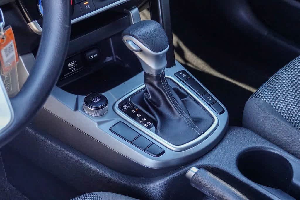 Thumbnail: 2022 Kia Seltos - 16