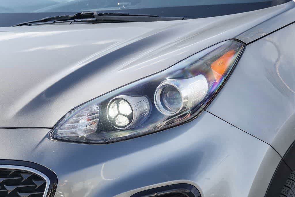 Thumbnail: 2022 Kia Sportage - 8