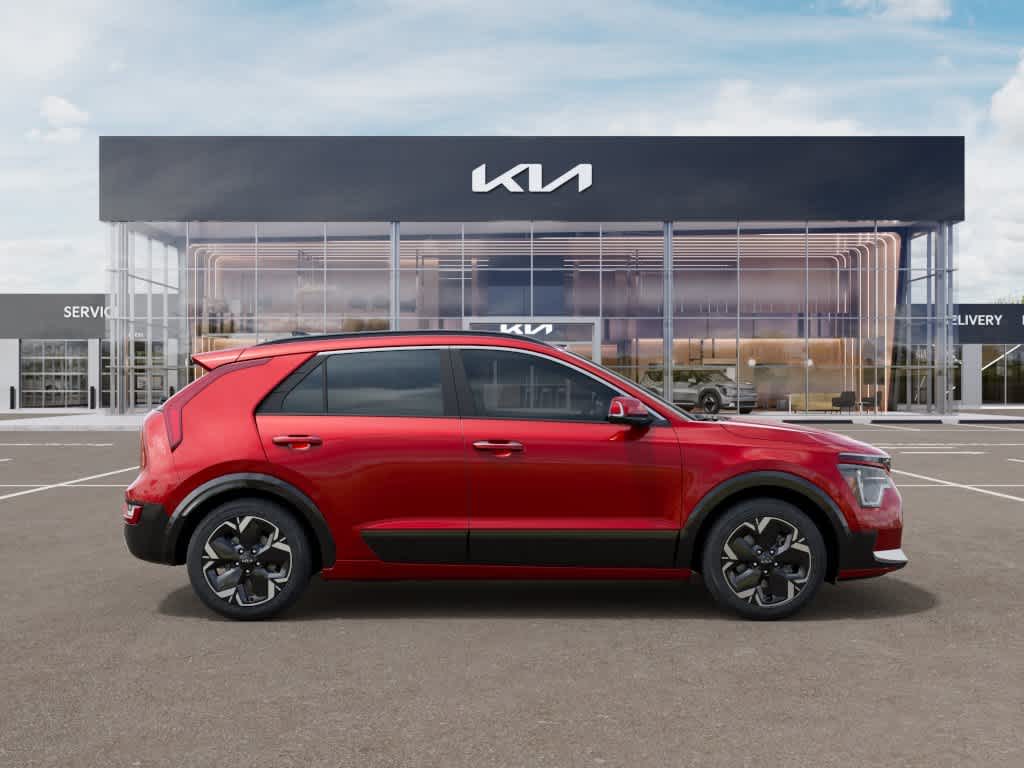 Thumbnail: 2024 Kia Niro - 7