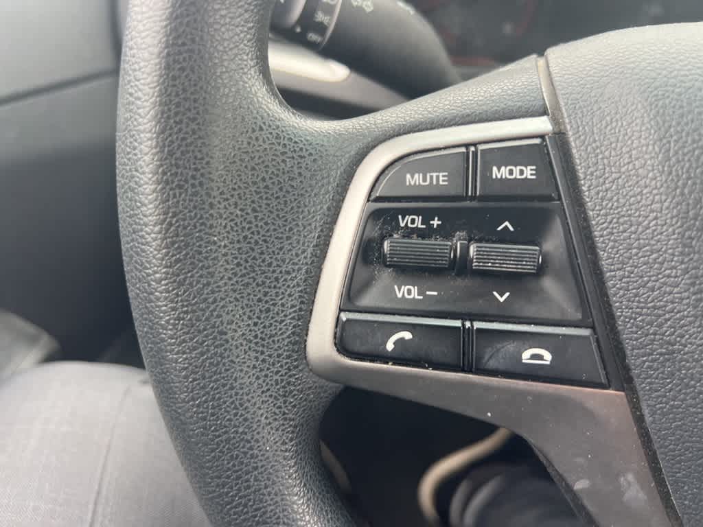 Thumbnail: 2019 Hyundai Accent - 15