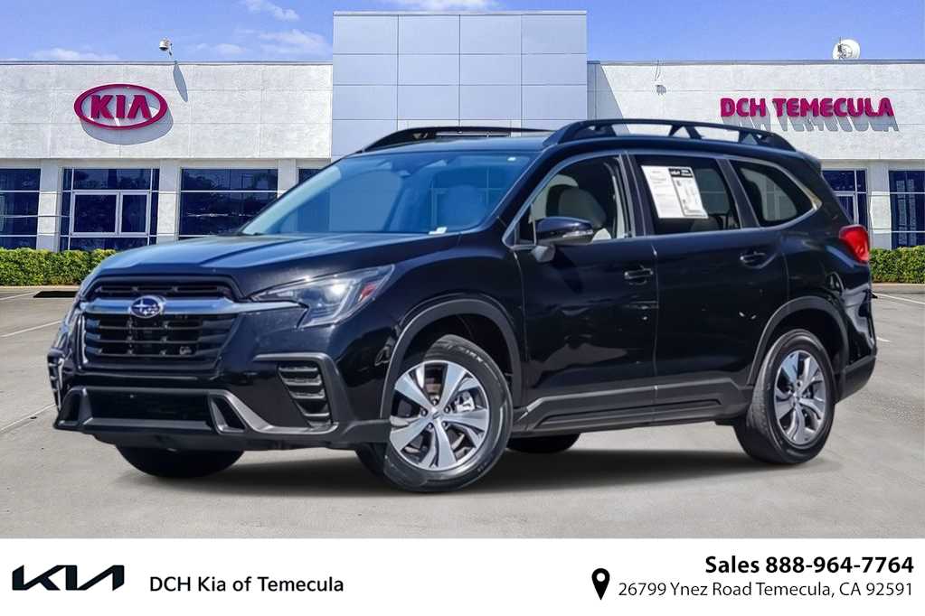 2023 Subaru Ascent Premium 7-Passenger photo 1