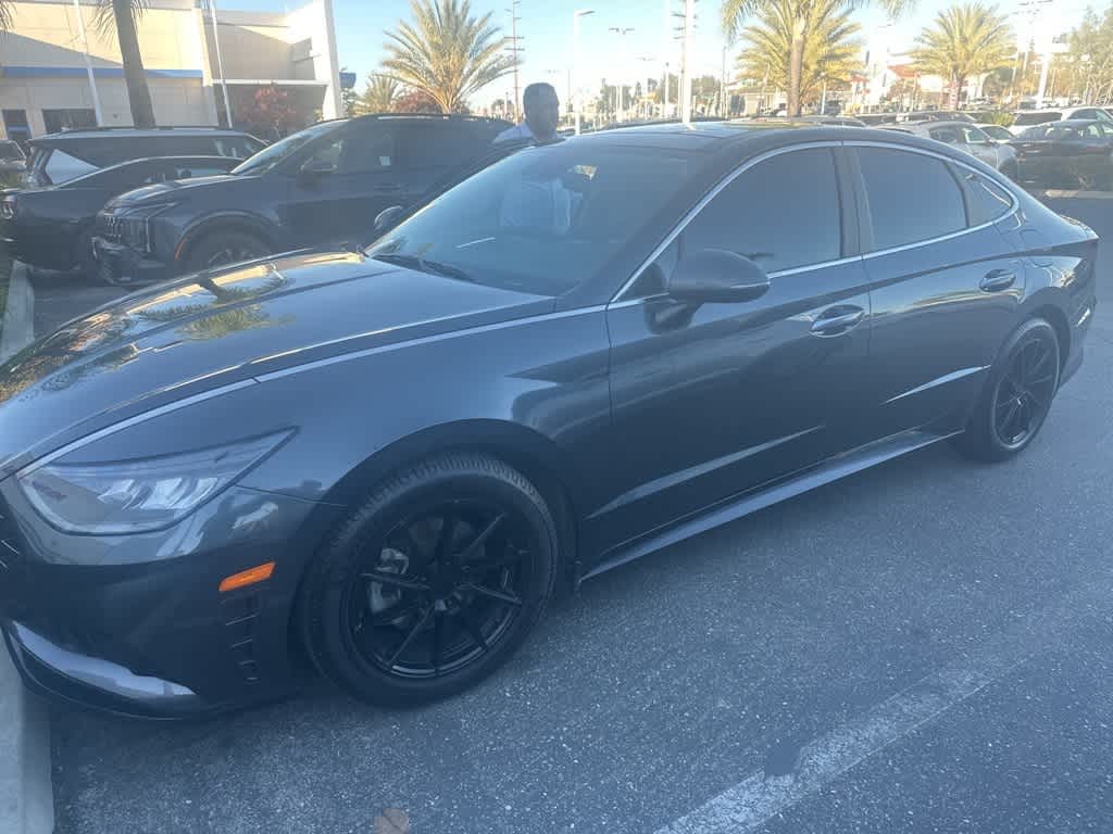 Thumbnail: 2021 Hyundai Sonata - 4