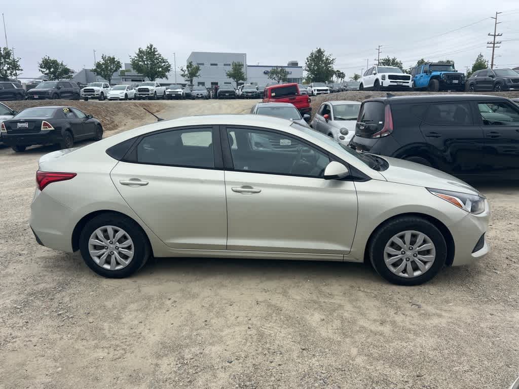 Thumbnail: 2019 Hyundai Accent - 4