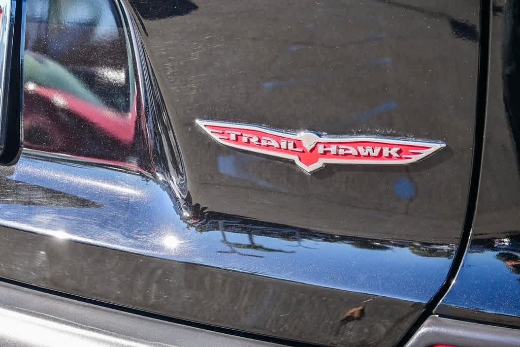 Thumbnail: 2022 Jeep Cherokee - 9