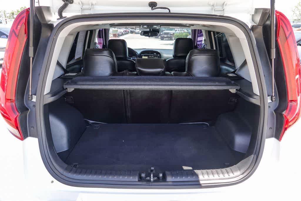 Thumbnail: 2021 Kia Soul - 25