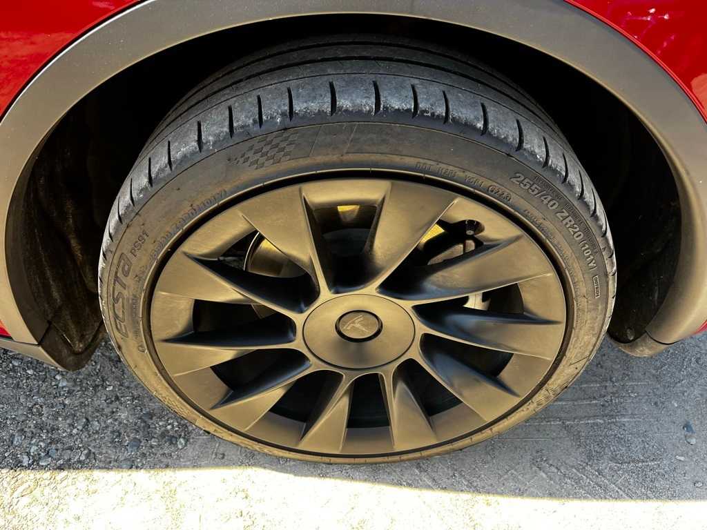 Thumbnail: 2022 Tesla Model Y - 9