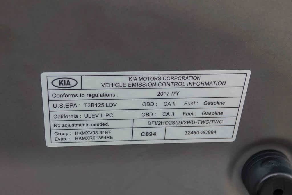 Thumbnail: 2017 Kia Sorento - 27