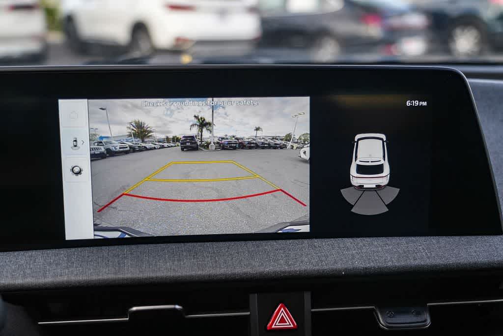 Thumbnail: 2024 Kia EV6 - 21