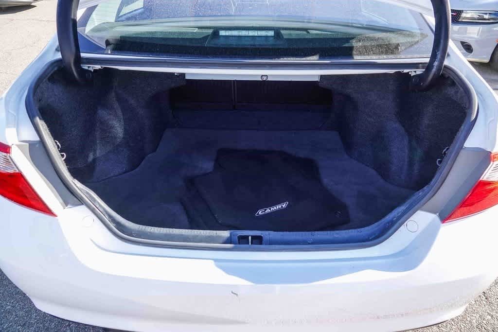 Thumbnail: 2017 Toyota Camry - 22