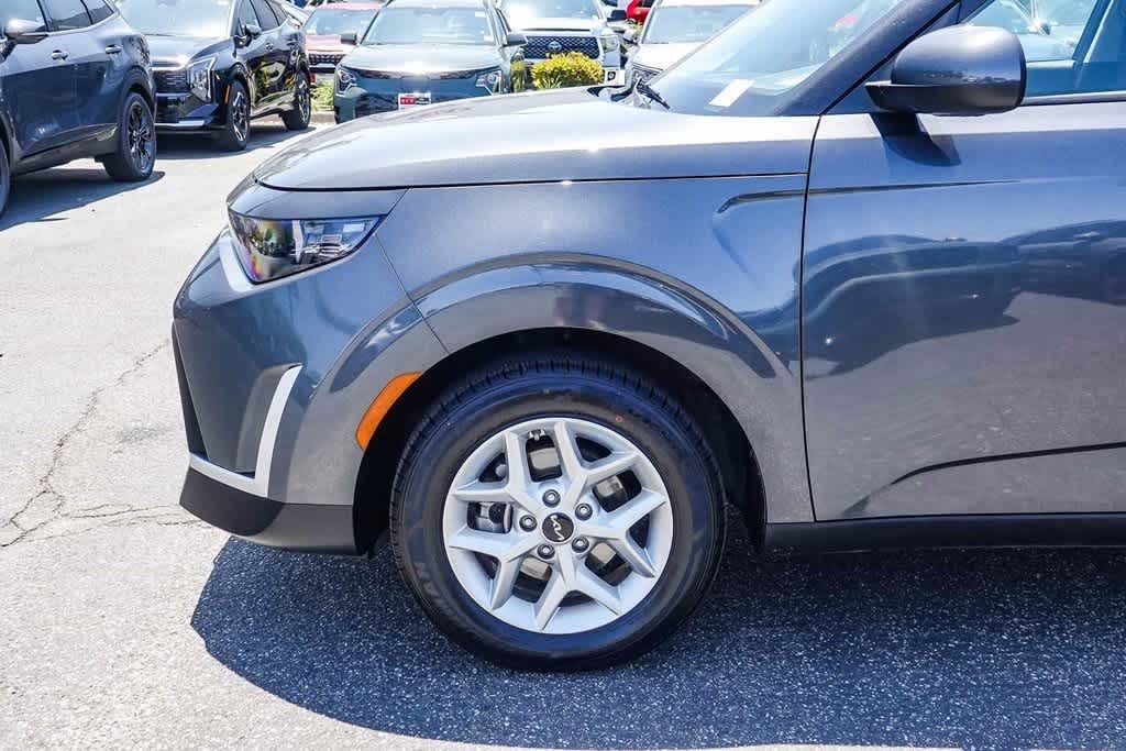Thumbnail: 2023 Kia Soul - 9