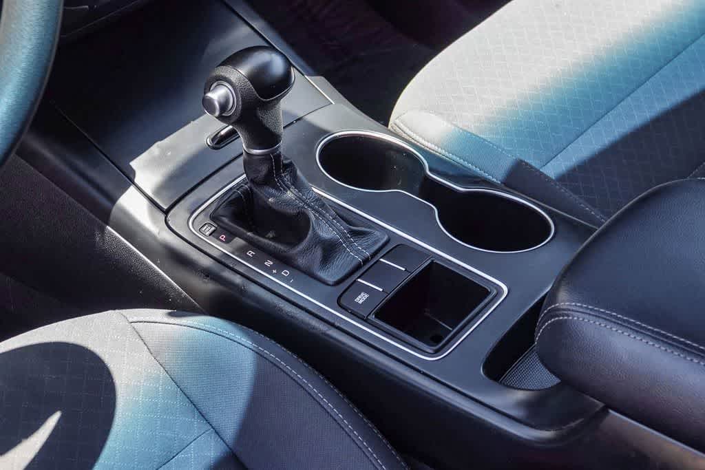 Thumbnail: 2018 Kia Sorento - 18