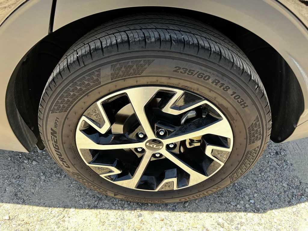 2023 Kia Sportage EX 9